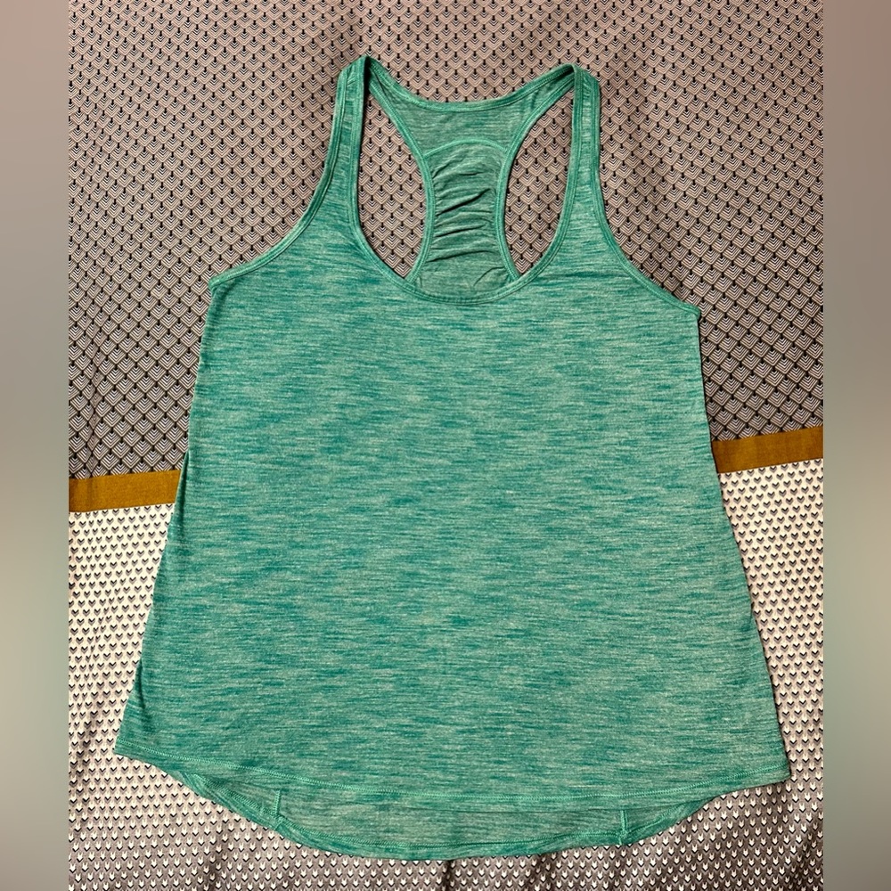 Lululemon Women’s Racerback Tank Size approx. 10